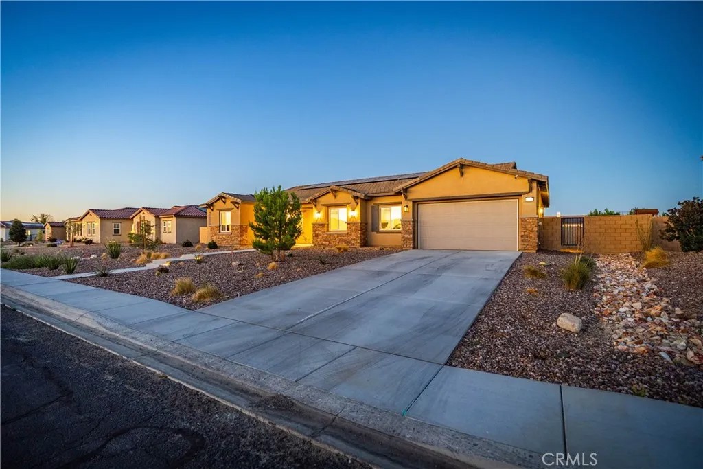 12961 Davona Dale