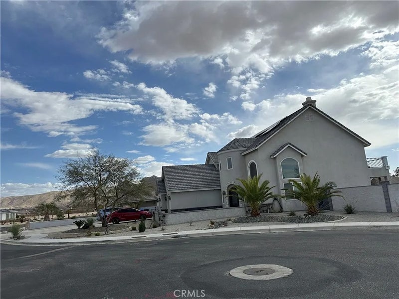 11238 Lindsay Lane