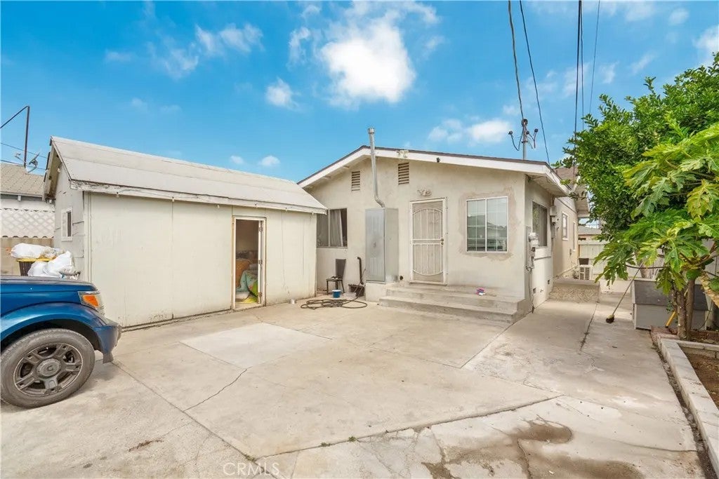 1206 E Cruces