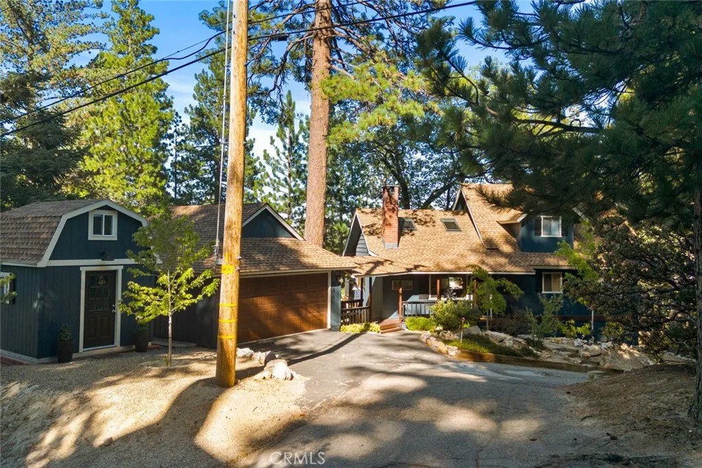 256 N Fairway