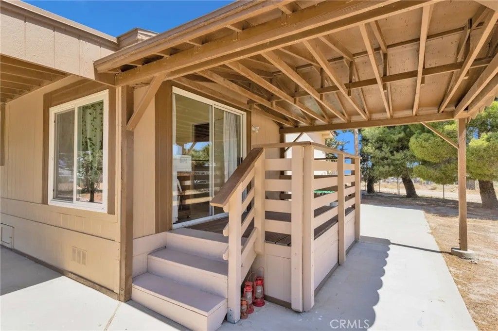Photo of 10532 Acanthus Street, Phelan, CA 92371 (MLS # HD26094644)