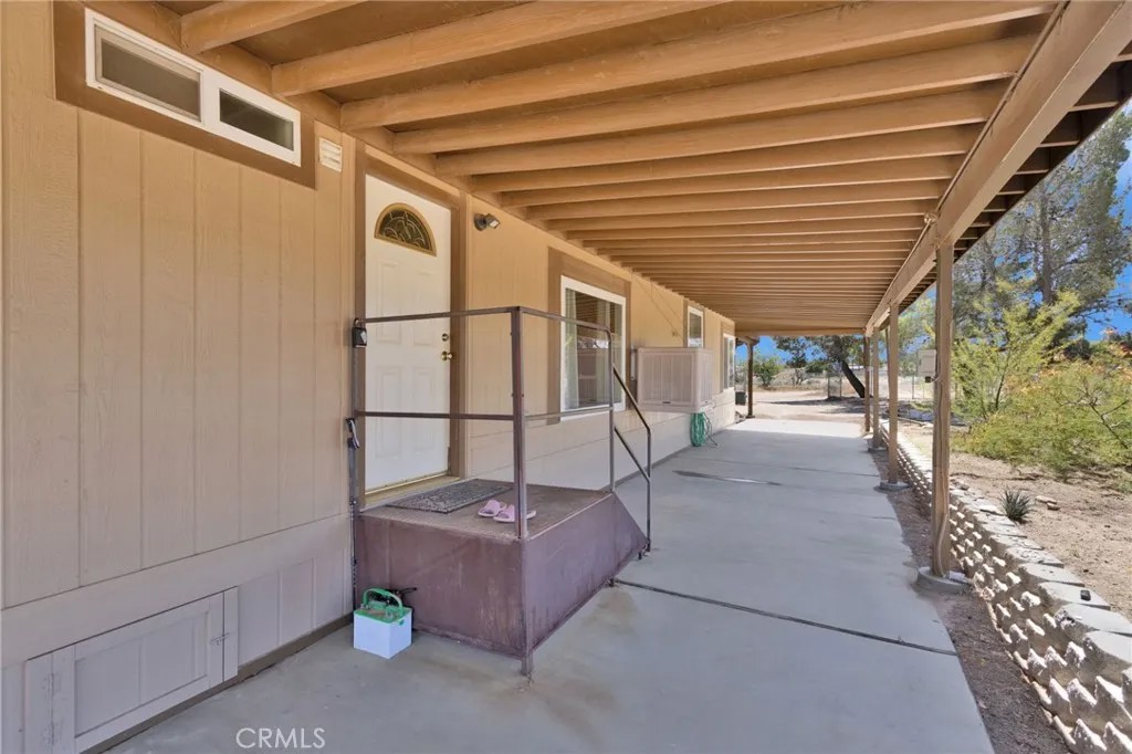 10532 Acanthus Street