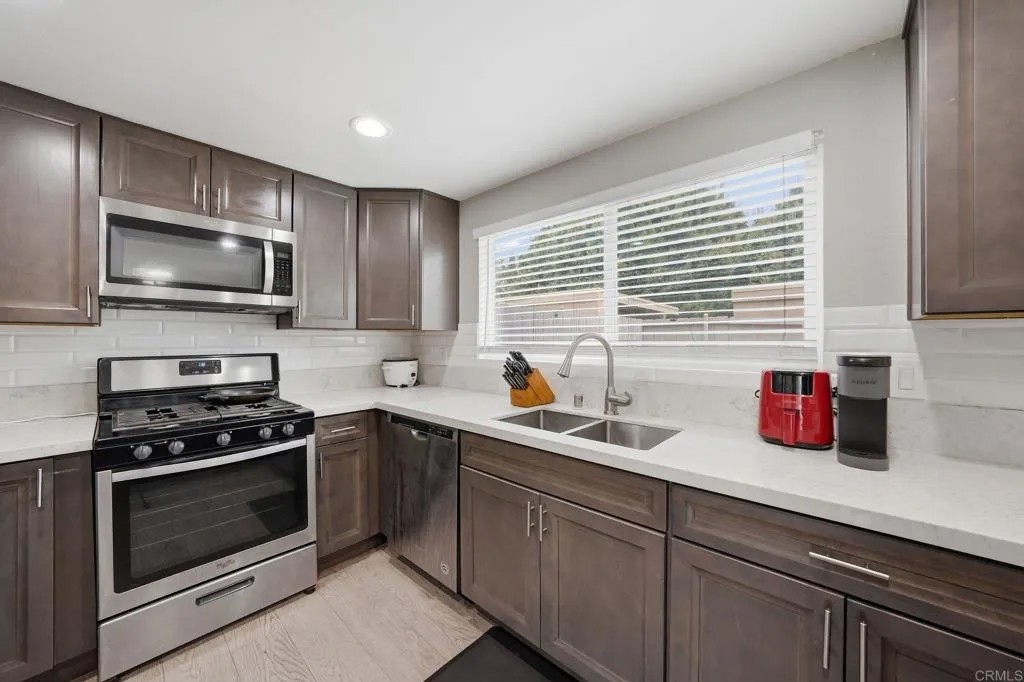 1731 Melrose Avenue 45