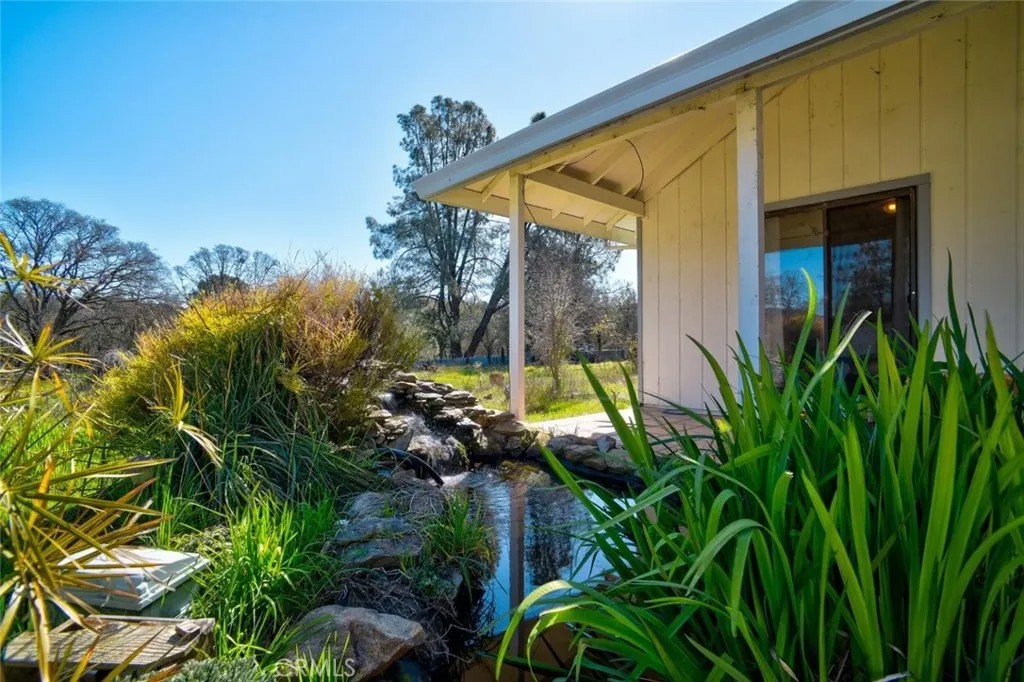 300 Stoney Oaks Boulevard