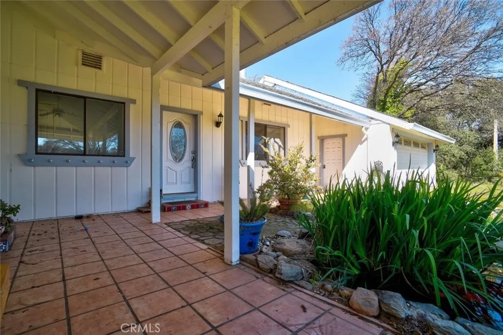 300 Stoney Oaks Boulevard