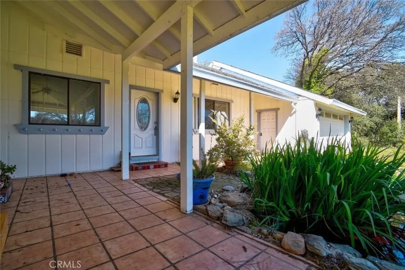 300 Stoney Oaks Boulevard