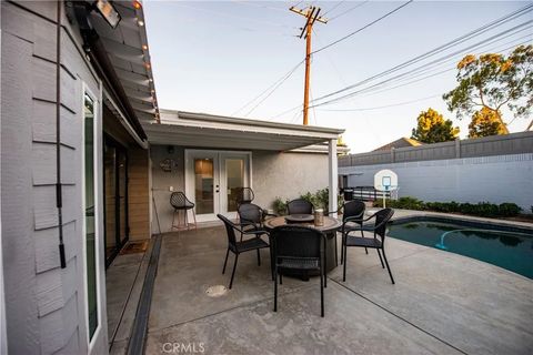 Tiny photo for 5638 E Keynote Street, Long Beach, CA 90808 (MLS # SR25228531)