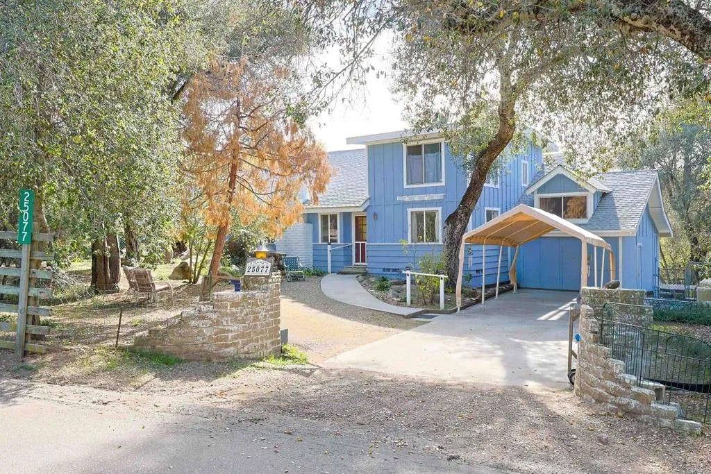 Photo of 25077 Manzanita Lane, Descanso, CA 91916 (MLS # PTP2509145)