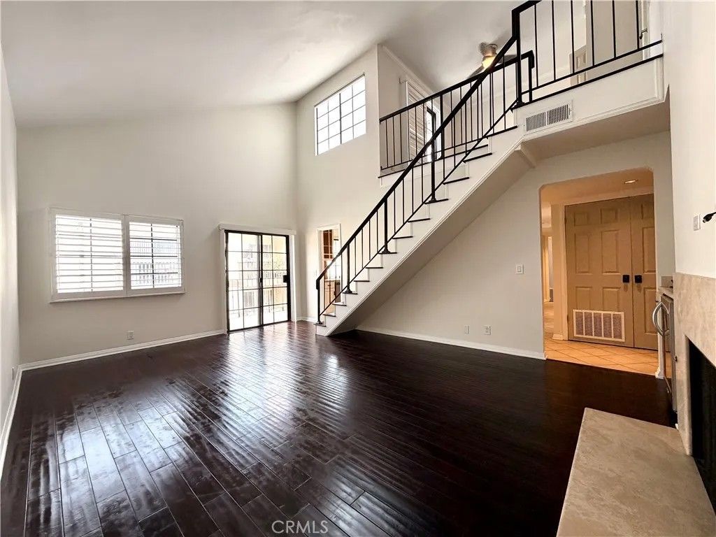 Photo of 227 S Madison Ave #PH3, Pasadena, CA 91101 (MLS # OC26015393)