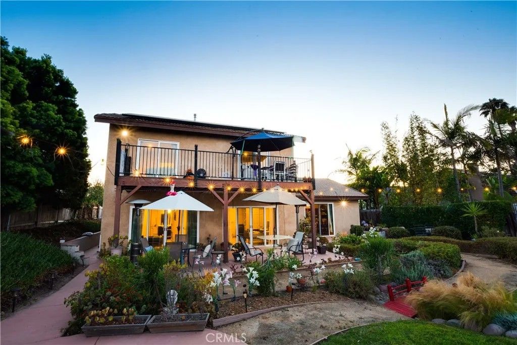 Photo of 803 Hollyridge Dr, Encinitas, CA 92024 (MLS # OC26019900)