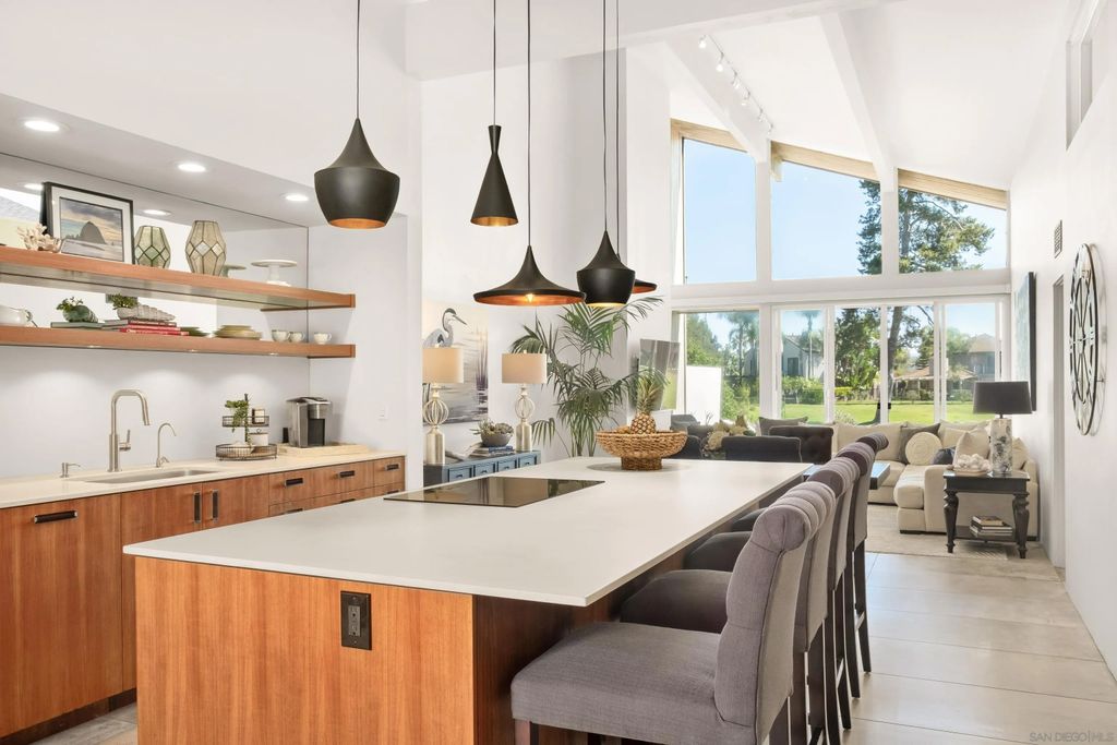 Photo of 119 Via Coronado, Rancho Santa Fe, CA 92091 (MLS # 260007308)