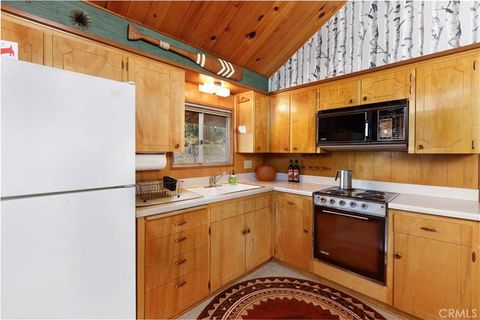 Tiny photo for 31321 Circle View, Running Springs, CA 92382 (MLS # IG25247250)