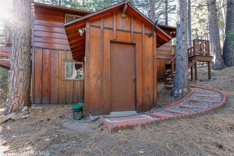 Tiny photo for 31321 Circle View, Running Springs, CA 92382 (MLS # IG25247250)