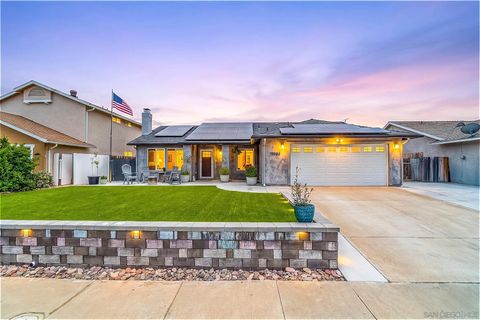 Property photo of 10083 W Glendon Cir, Santee, CA 92071