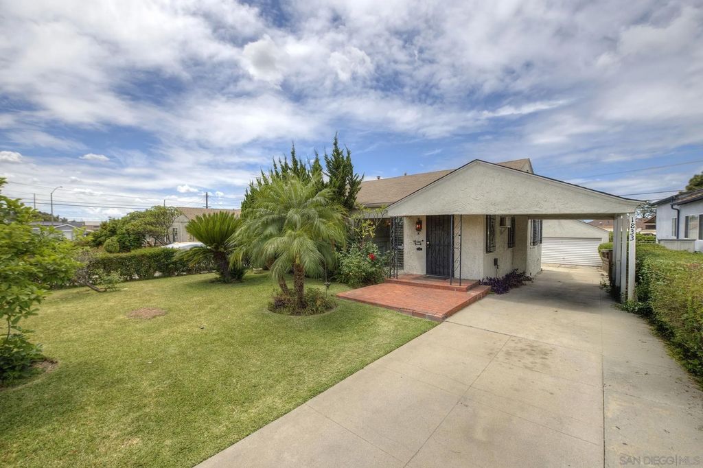 Photo of 1833 Jones AVE, Los Angeles, CA 90032 (MLS # 260010956)