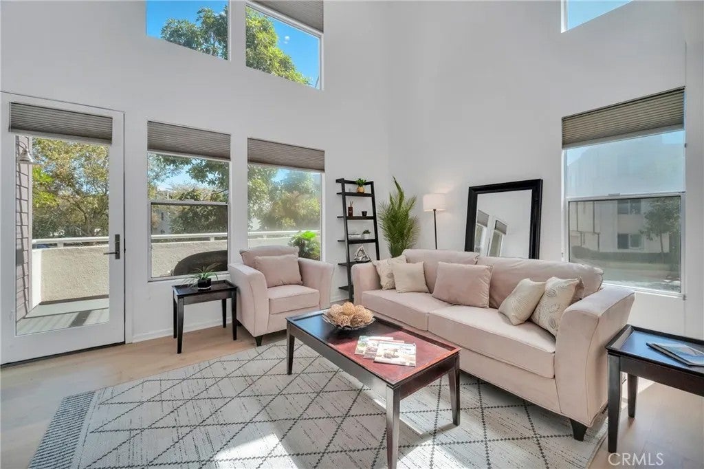 5550 Boardwalk 102