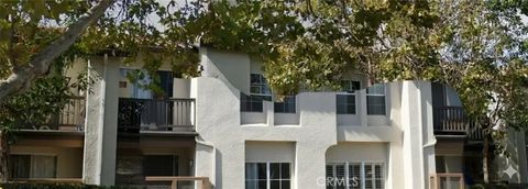 Photo of 28 Via Contento, Rancho Santa Margarita, CA 92688 (MLS # PW25245977) Photo of 28 Via Contento, Rancho Santa Margarita, CA 92688 (MLS # PW25245977)