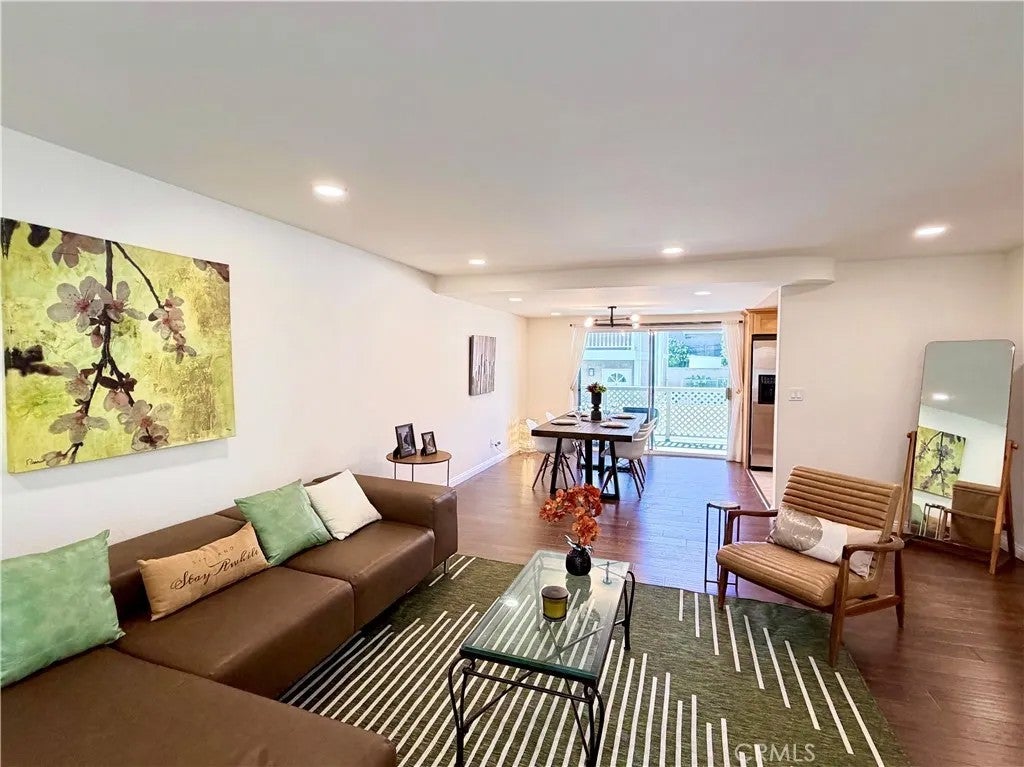 1421 12th Street 5