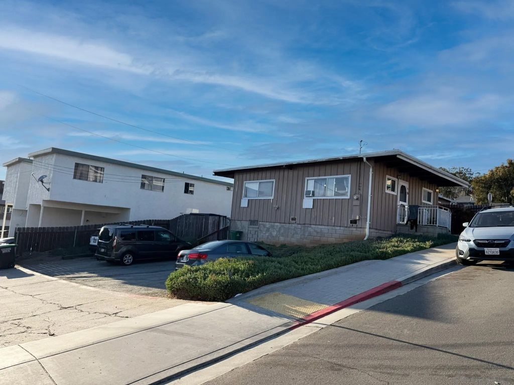 Photo of 1270 Colusa Street, San Diego, CA 92110 (MLS # 260005566)