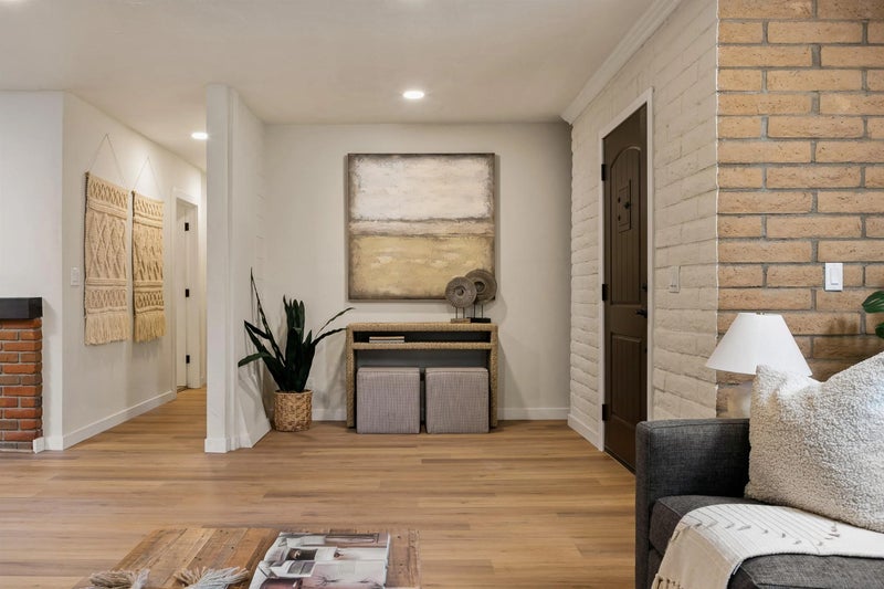 1392 Manzanita