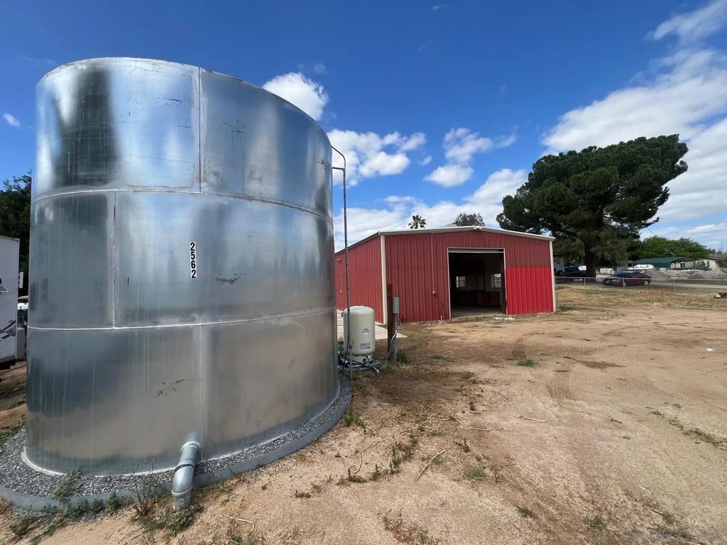 Photo of 2562 Mitten Ln, Ramona, CA 92065 (MLS # 260010042)