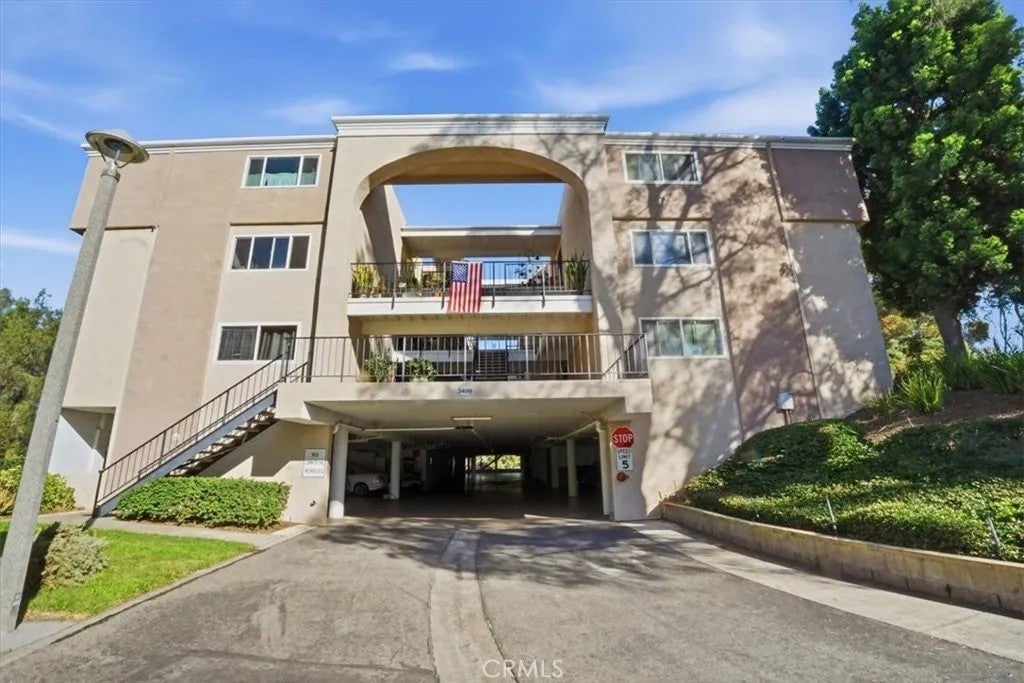 3499 Bahia Blanca West B1