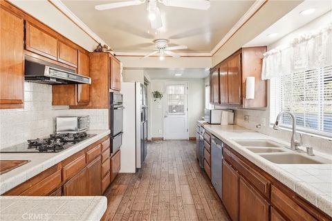 Tiny photo for 715 Mountain View Street, Altadena, CA 91001 (MLS # PW25273074)