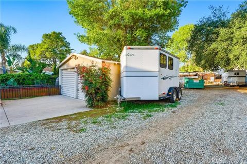 Tiny photo for 715 Mountain View Street, Altadena, CA 91001 (MLS # PW25273074)