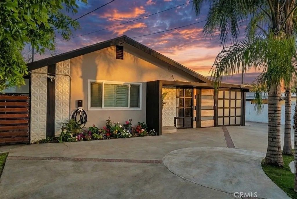 Photo of 15752 Cobalt, Sylmar, CA 91342 (MLS # SR26009017)