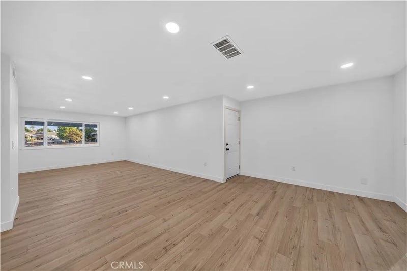26790 Oakmont Drive