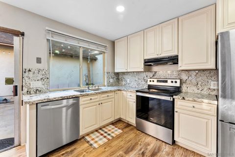 Tiny photo for 6811 Parkside Avenue, San Diego, CA 92139 (MLS # 250042607)
