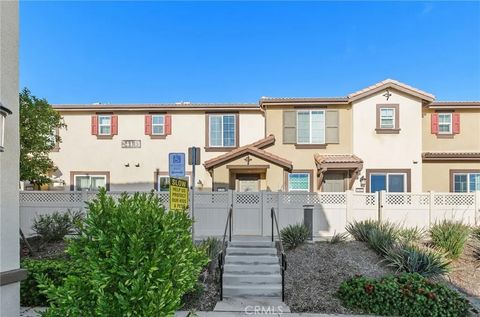 Photo of 24131 Tuscany Avenue #1303, Murrieta, CA 92562 (MLS # SW26030603)
