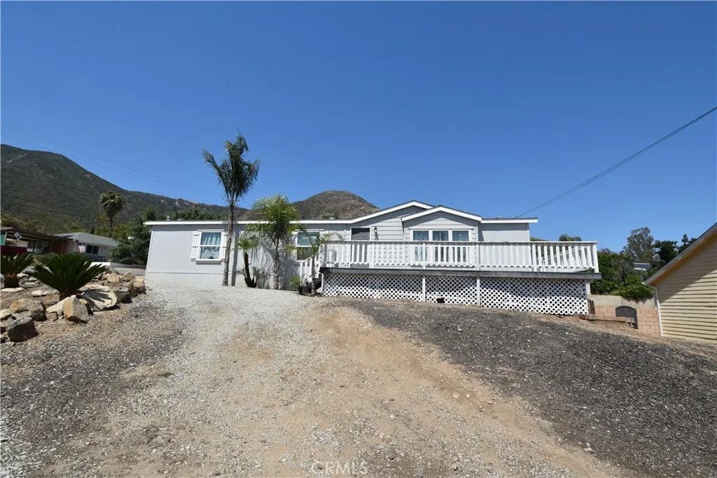 Photo of 17190 Coleman Avenue, Lake Elsinore, CA 92530 (MLS # SW26111306)