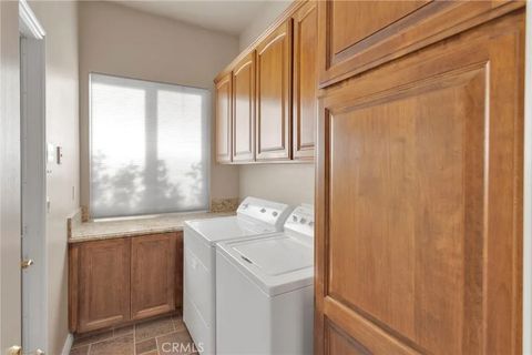 Tiny photo for 13434 Sunset Dr, Apple Valley, CA 92308 (MLS # HD25245370)