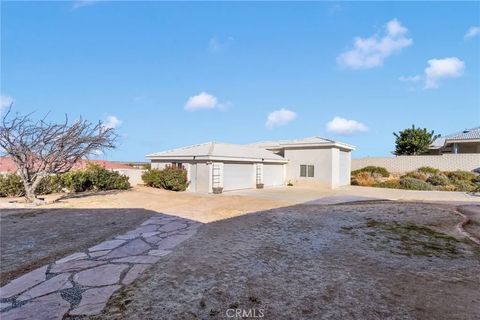 Tiny photo for 13434 Sunset Dr, Apple Valley, CA 92308 (MLS # HD25245370)