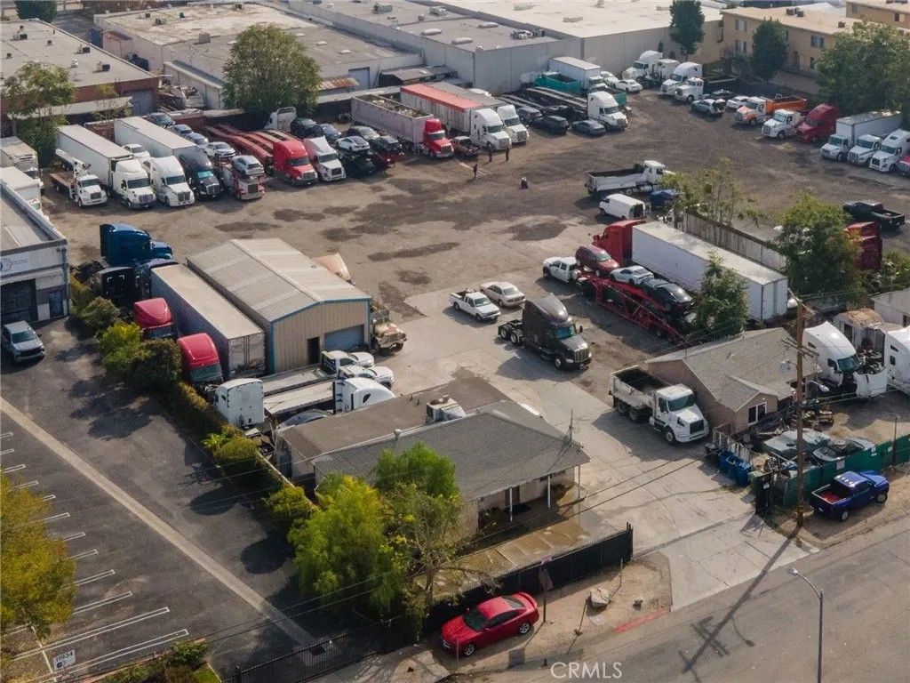 Photo of 11942 Allegheny, Sun Valley, CA 91352 (MLS # PW25266253)