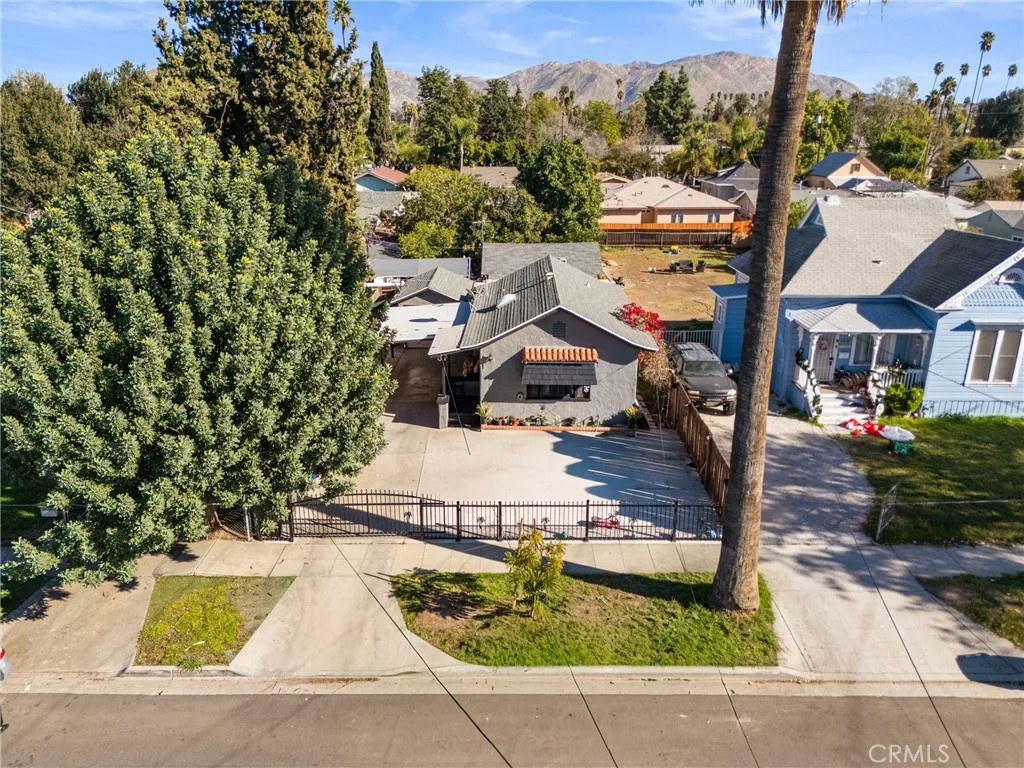 3420 Comer Avenue