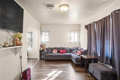 Tiny photo for 3420 Comer Avenue, Riverside, CA 92507 (MLS # PW25273329)