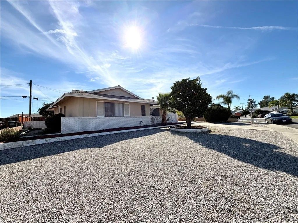 Photo of 28426 W Worcester Road, Menifee, CA 92586 (MLS # SW26014746)