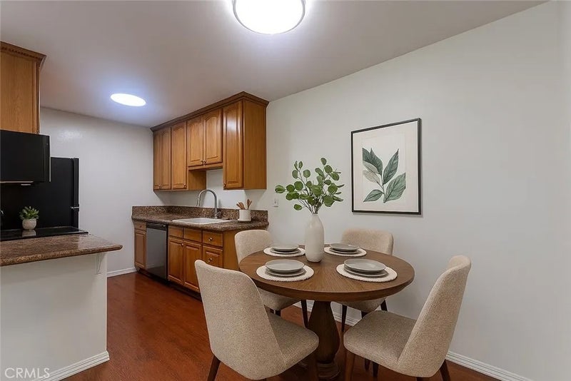 564 N Bellflower Boulevard 218