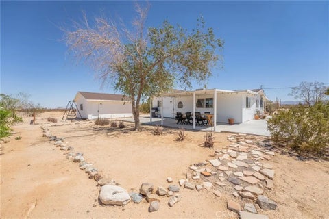 Tiny photo for 290 Bluegrass Road, 29 Palms, CA 92277 (MLS # OC26108714)