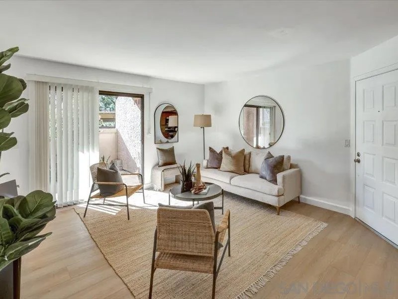 12019 Alta Carmel Ct 282