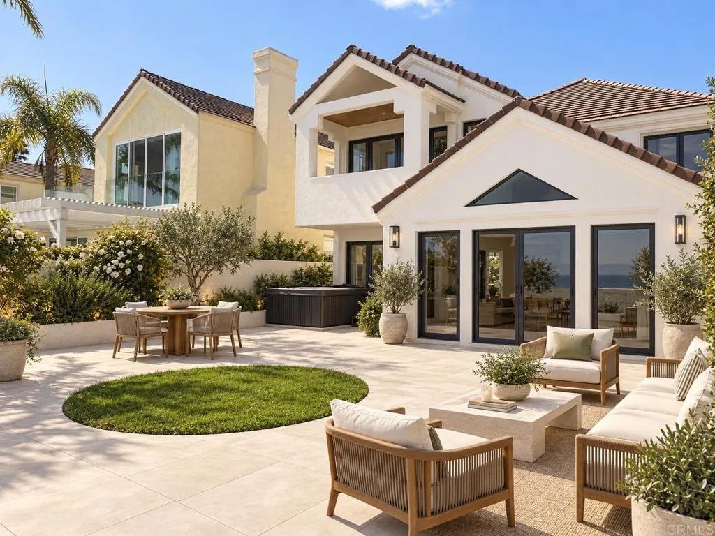 41 SPINNAKER WAY