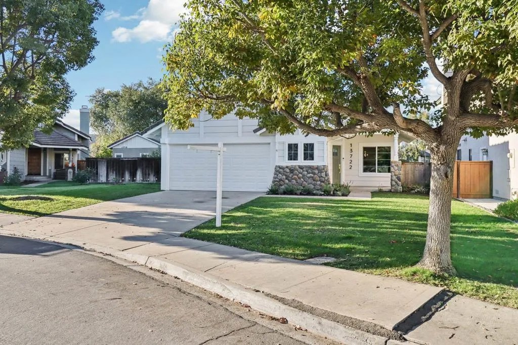 13722 Stoney Gate Place