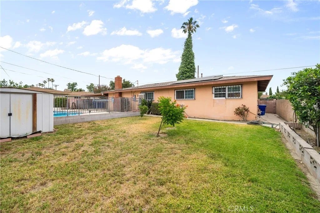 9144 Palmetto Avenue