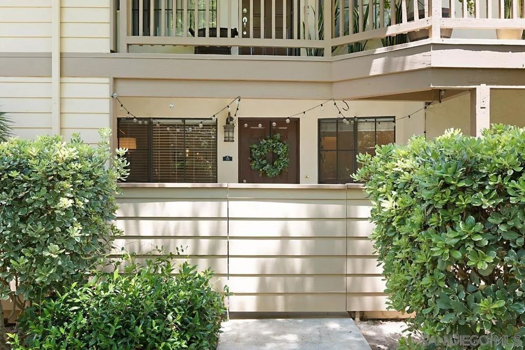 Photo of 12588 Carmel Creek Rd #33, San Diego, CA 92130 (MLS # 260008096)