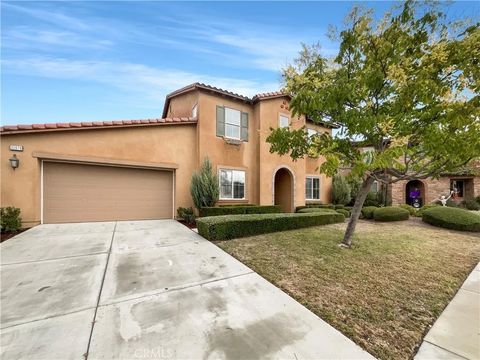 Photo of 32676 Quiet Trail Drive, Temecula, CA 92596 (MLS # IV25244008)