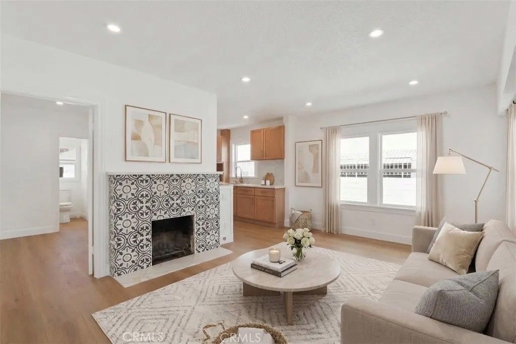 Photo of 644 W 8th St, San Pedro, CA 90731 (MLS # SB26084413)