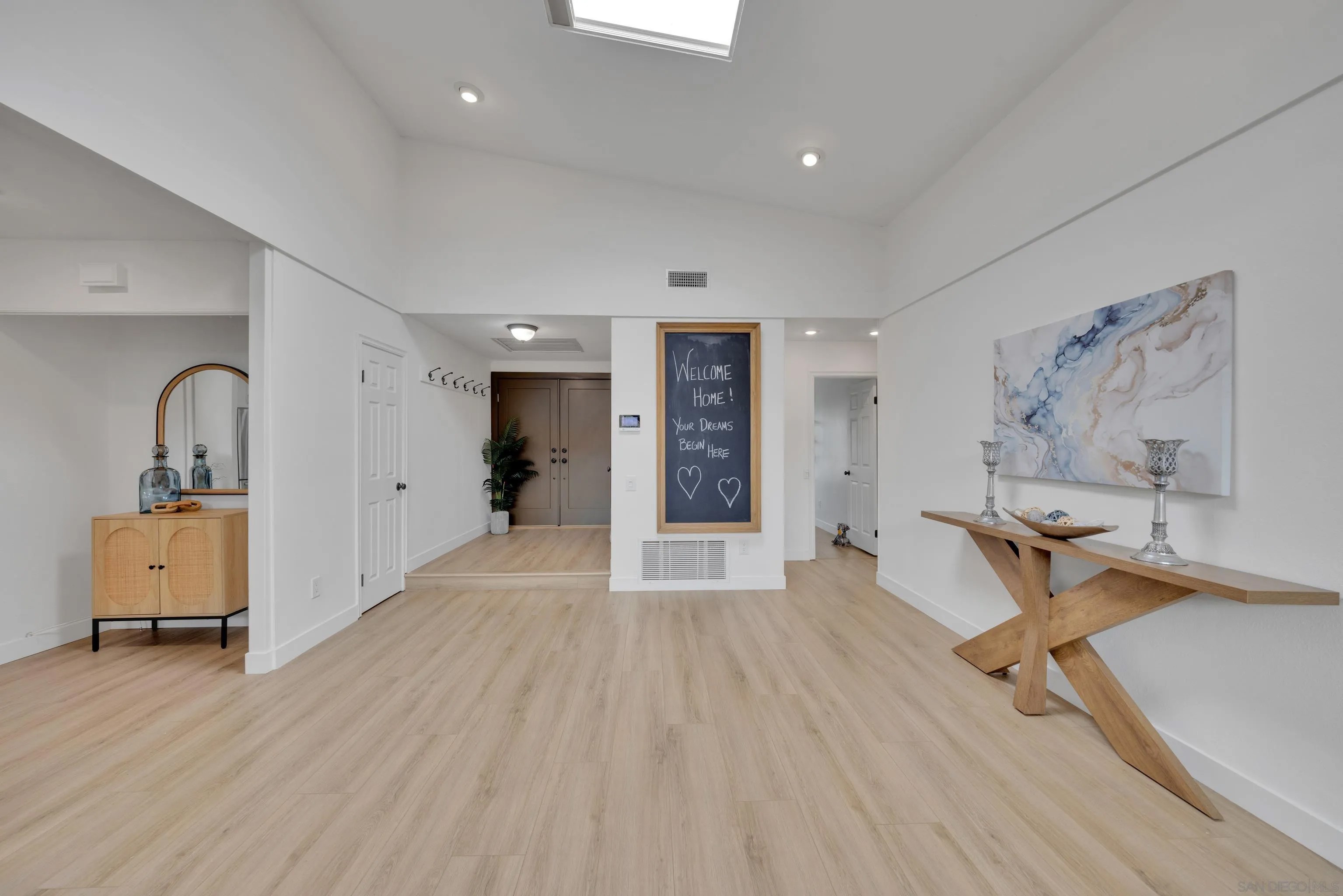 14318 Sandown Ct
