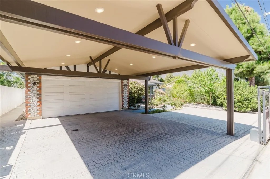 7305 Verdugo Crestline Drive
